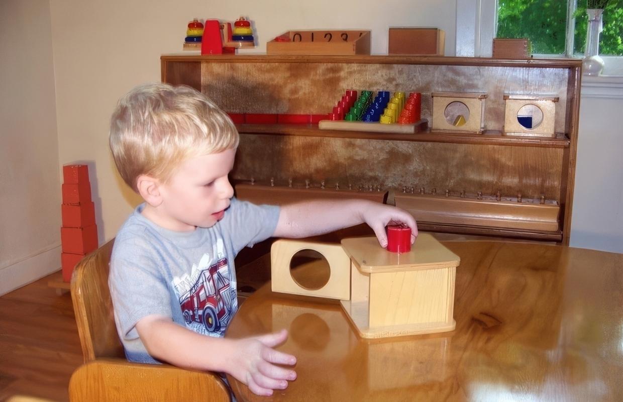 Child doing a posting lesson